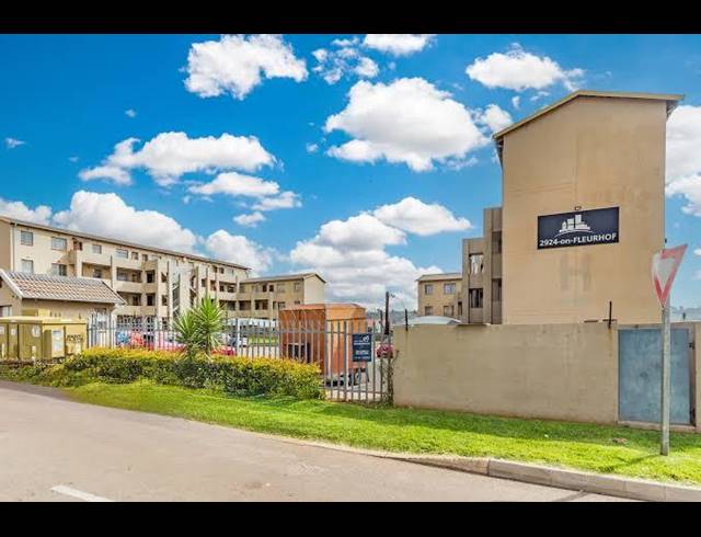 2 BEDROOM APARTMENT FOR SALE IN FLEURHOF